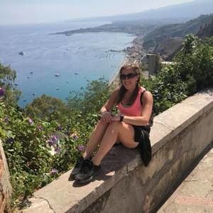 Meet your Posher, Kristina